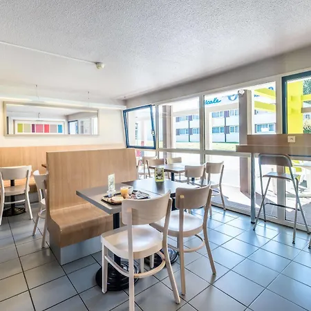 Hotell Brest Kergaradec Aeroport Gouesnou