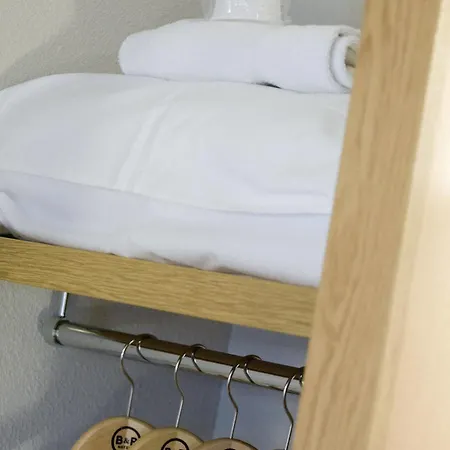 Brest Kergaradec Aeroport Hotell